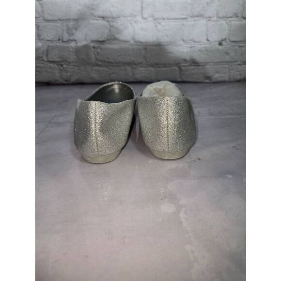 American Eagle Women's Size 5.5 Silver Shimmer Ballet Flat Shoe - Picture 3 of 8